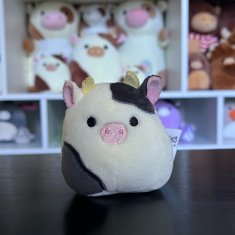 Connor the cow squishmallow micromallow! 🐄